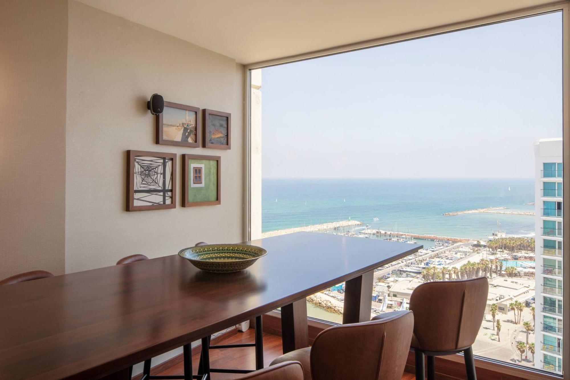Renaissance Tel Aviv Hotel Luaran gambar